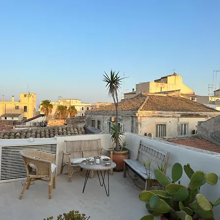 Apartment Terrazza Dei Cavalieri Di Malta By Ortigiaapartments