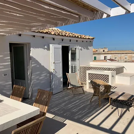 Terrazza Dei Cavalieri Di Malta By Ortigiaapartments Apartment