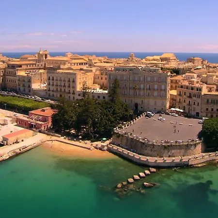 Terrazza Cavalieri Di Malta By Ortigiapartments Lägenhet